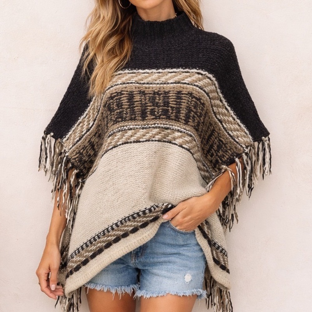 Free People Labyrinth Tribal Fringe Poncho Women XS/S Wool‎ Angora Blend